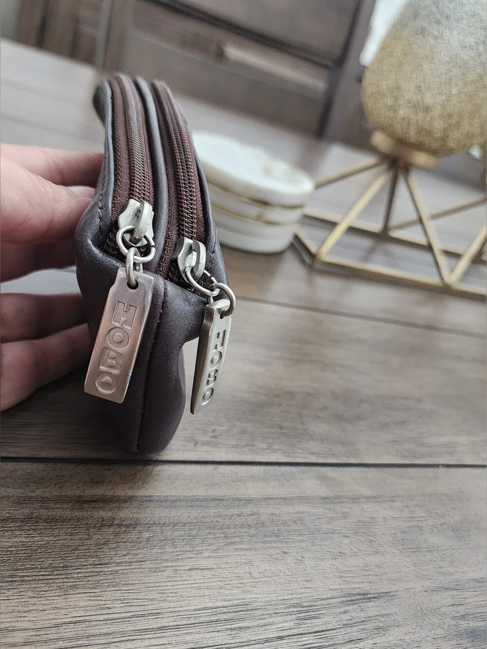 HOBO Brown Leather Zip Cosmetic Pouch-vintage